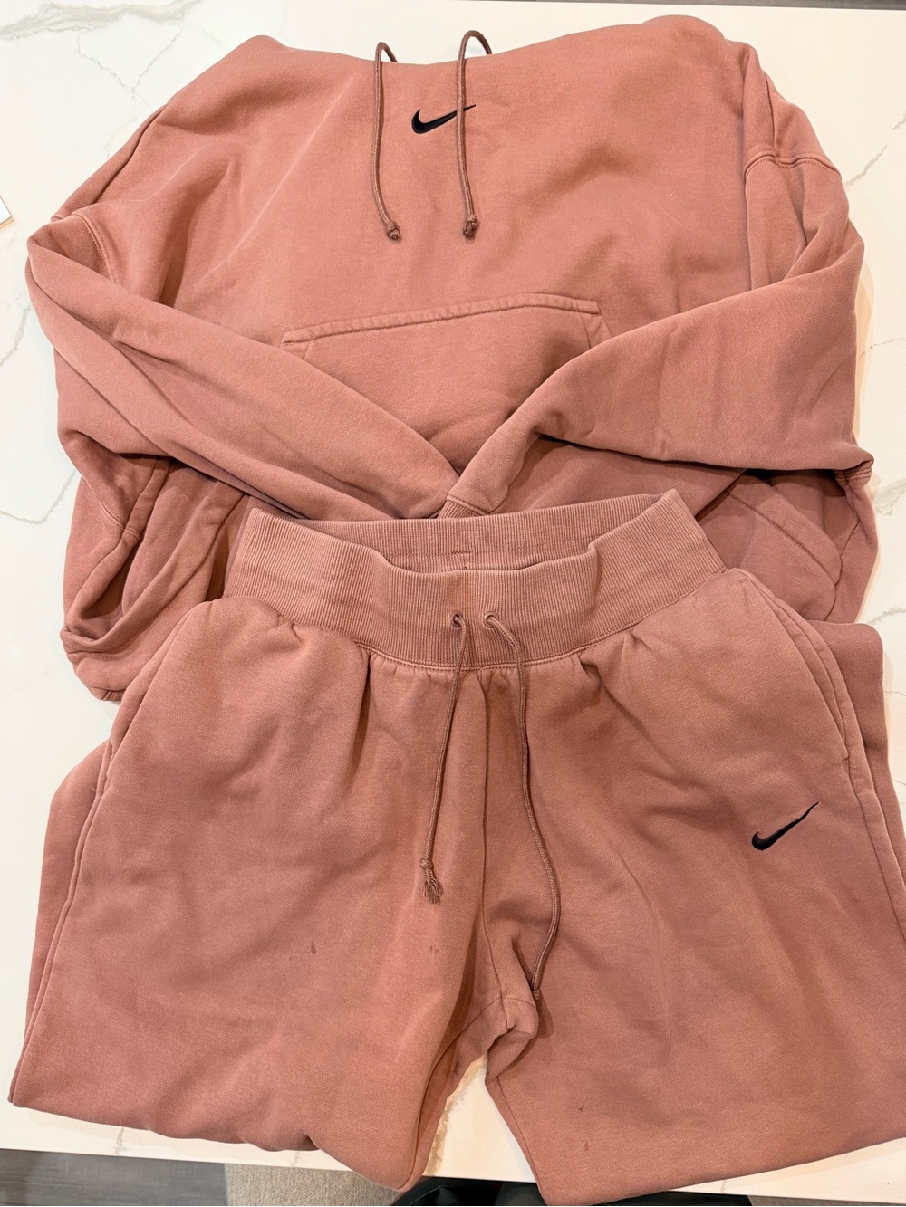 Nike women’s Phoenix jogging Drawstring Sweatsuit